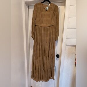 Dainty Jewell’s Cora dress
